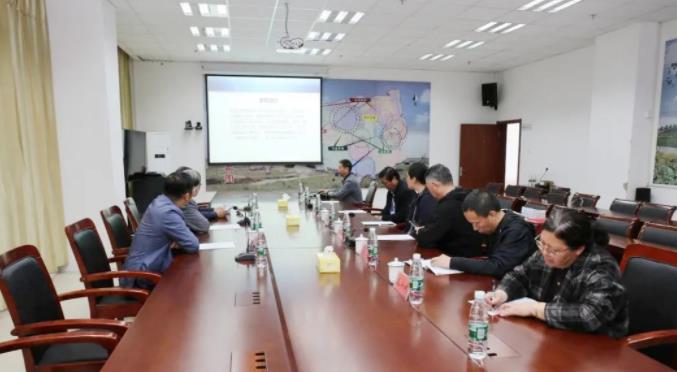 省教科工会到东台中专调研指导工作