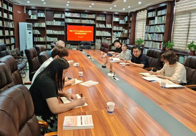 鹤壁工业中专与鹤壁职业技术学院开展思政课集体备课活动