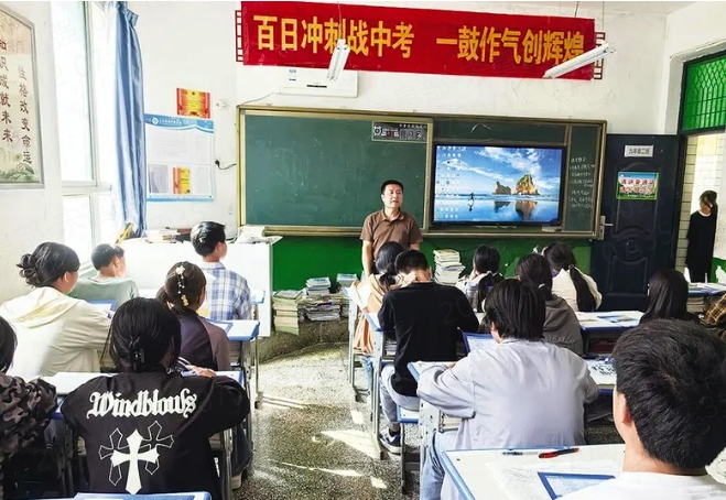 记陕汽技校商洛区域招生专员代凯飞的坚守与传承